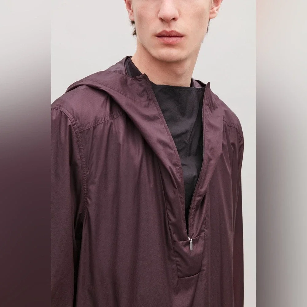 COS Men's Large Hooded‎ Packable Lightweight Anorak Dark Burgundy Purple/Black
